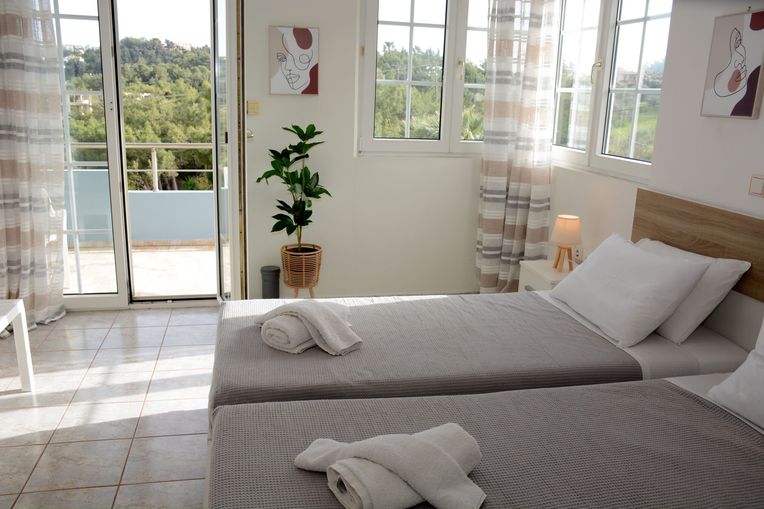 BEDROOM 6